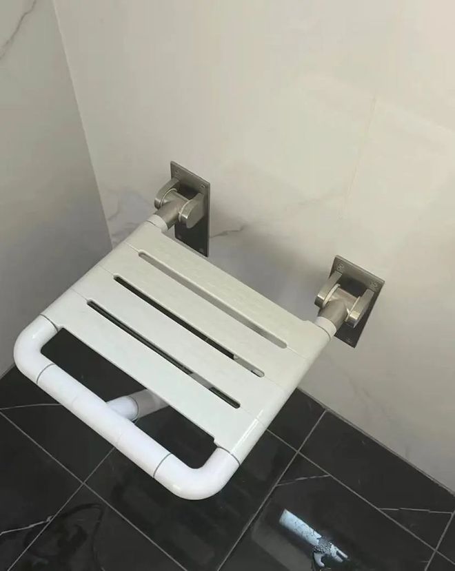 的设计没想到入住后真实用分享给大家PG麻将胡了2卫生间做了几个不起眼(图10) 的设计没想到入住后真实用分享给大家PG麻将胡了2卫生间做了几个不起眼(图10)